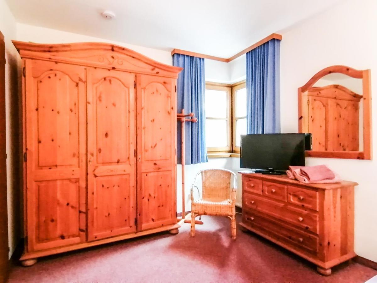 Haus Am Roemerbad Bad Kleinkirchheim Exteriör bild