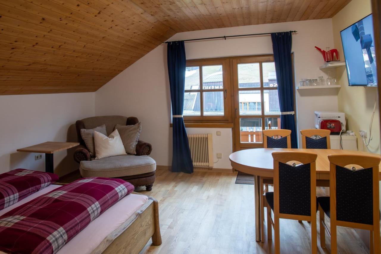 Haus Am Roemerbad Bad Kleinkirchheim Exteriör bild